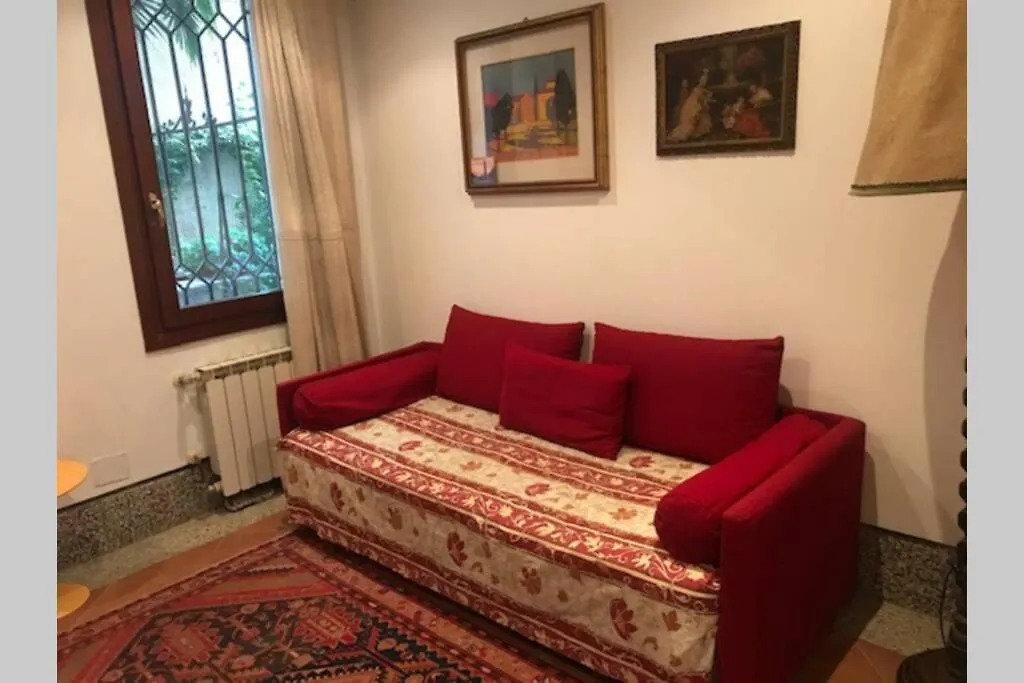 Appartamento Tipico Con Corte Privata Venice Apartment